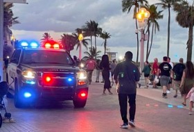 佛罗里达海滩木板路枪击案造成包括儿童在内的9人受伤