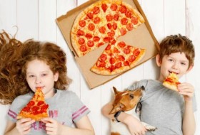 狗吃披萨安全还是危险?